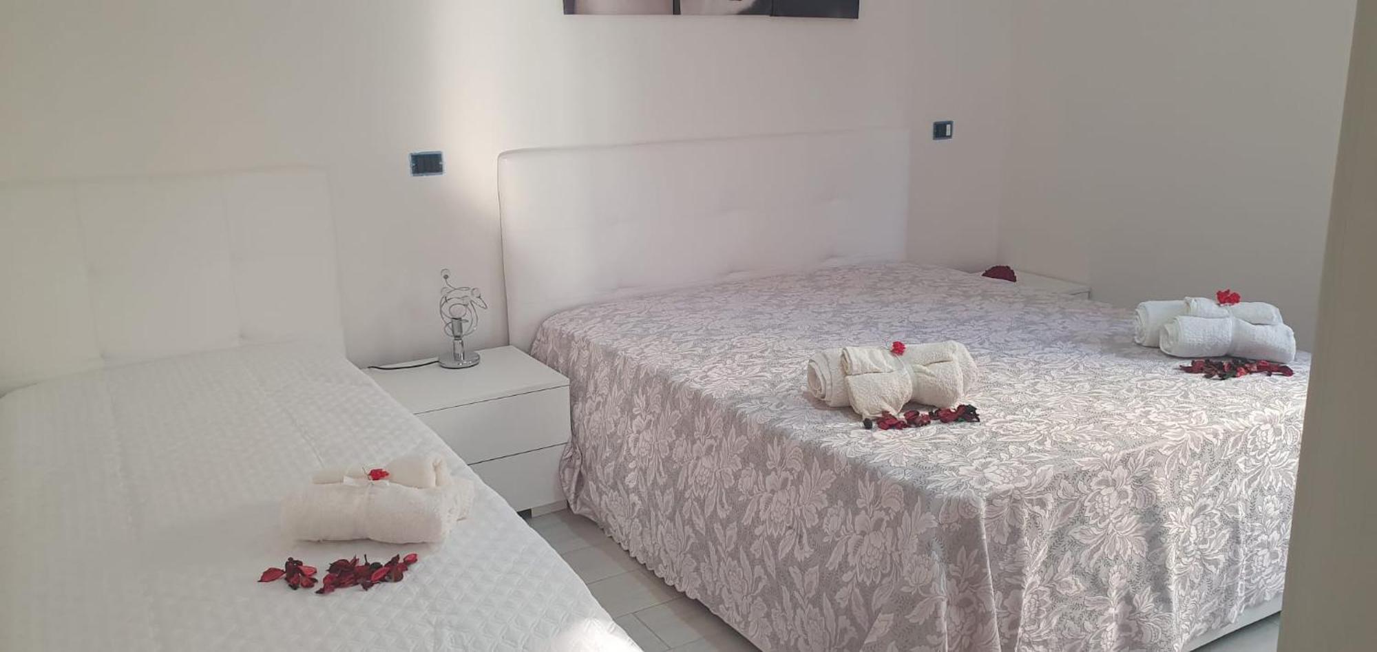 Lido Azzurro Sea Apartments Carini Extérieur photo